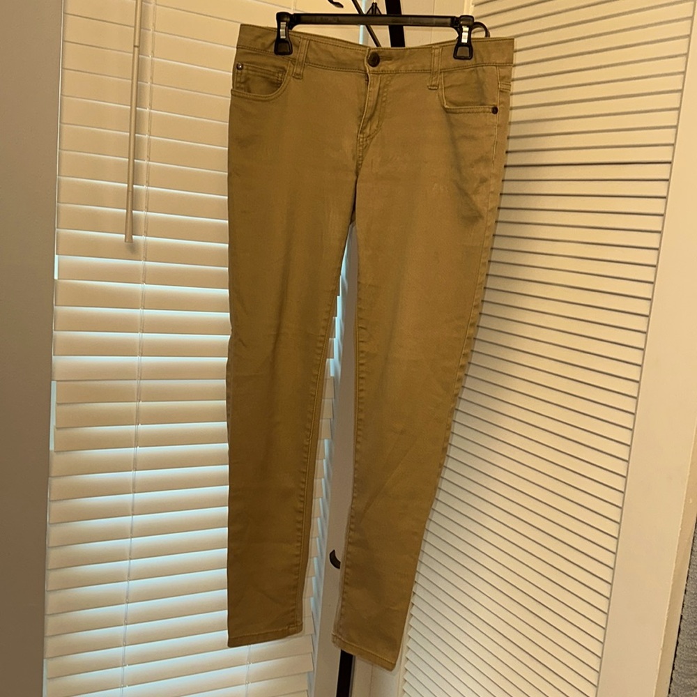 Tan jeans